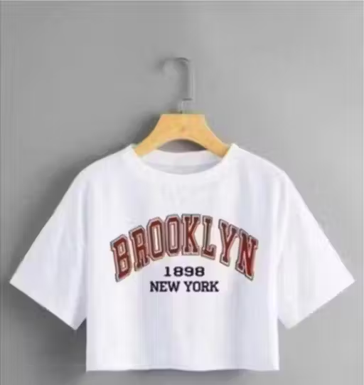 Women’s Cropped Graphic T-Shirt – Brooklyn 1899 Print